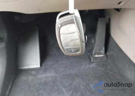 2020 Hyundai Tucson Value из США, поврежденный, VIN KM8J33A43LU112783